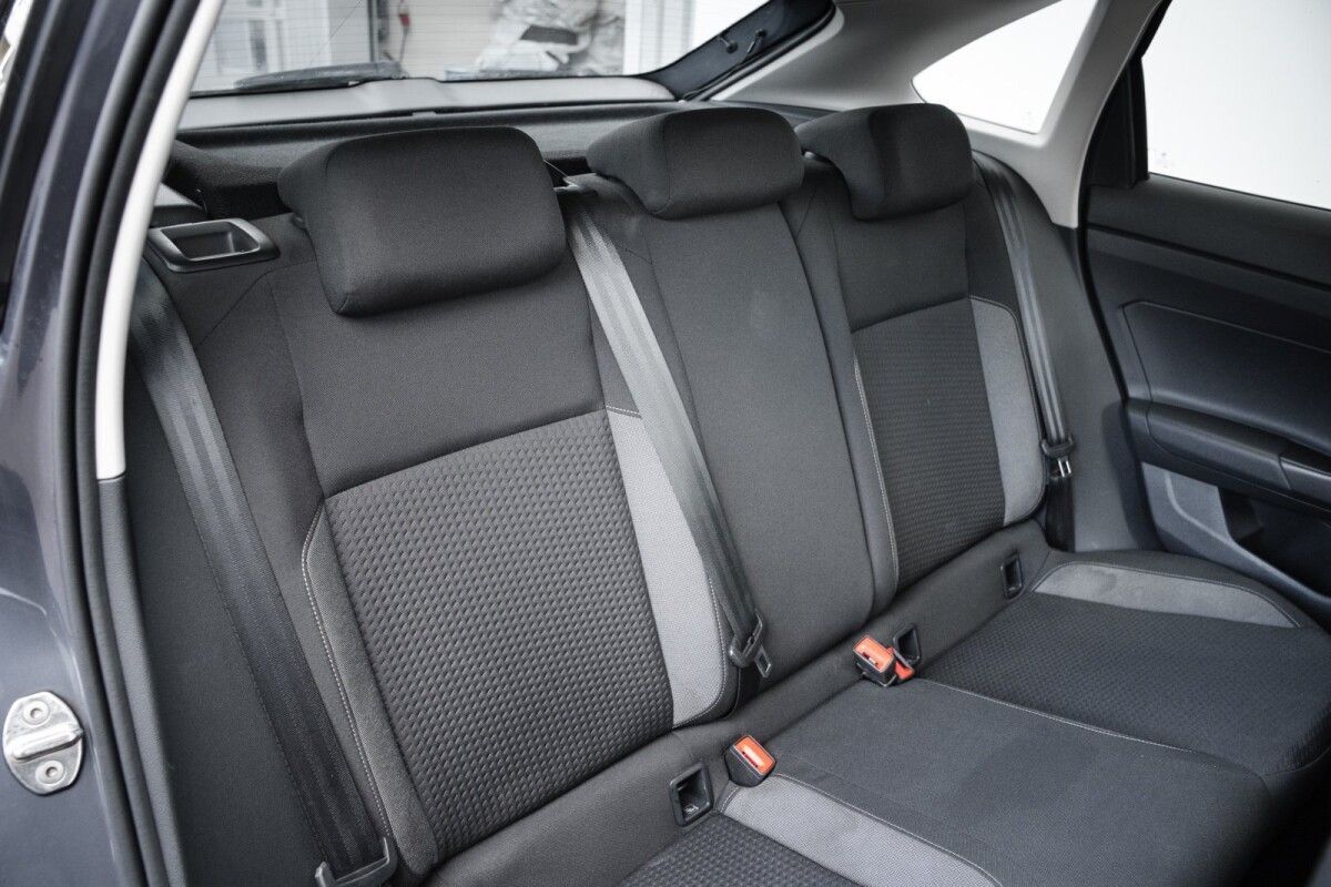 Volkswagen Taigo 2023, photo 7/10
