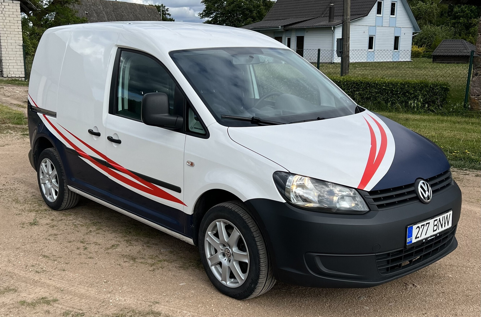Volkswagen Caddy 2015, kuva 2/6