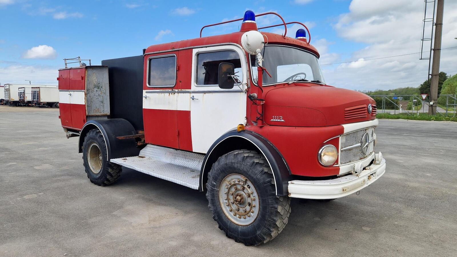 Mercedes-Benz 1113 4X4 new tank 1965, kuva 2/16
