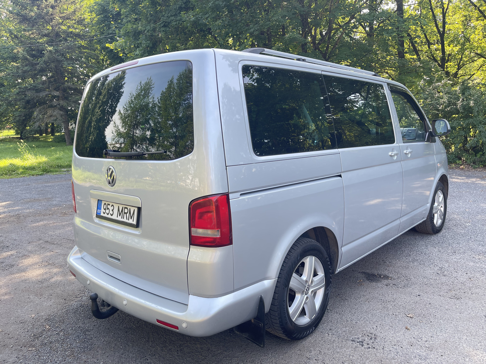 Volkswagen Multivan 2010, photo 3/12