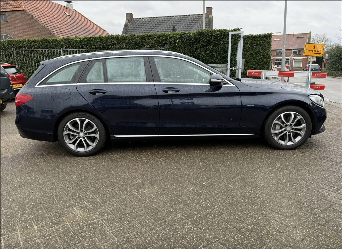 Mercedes-Benz C 350 2016, photo 4/11