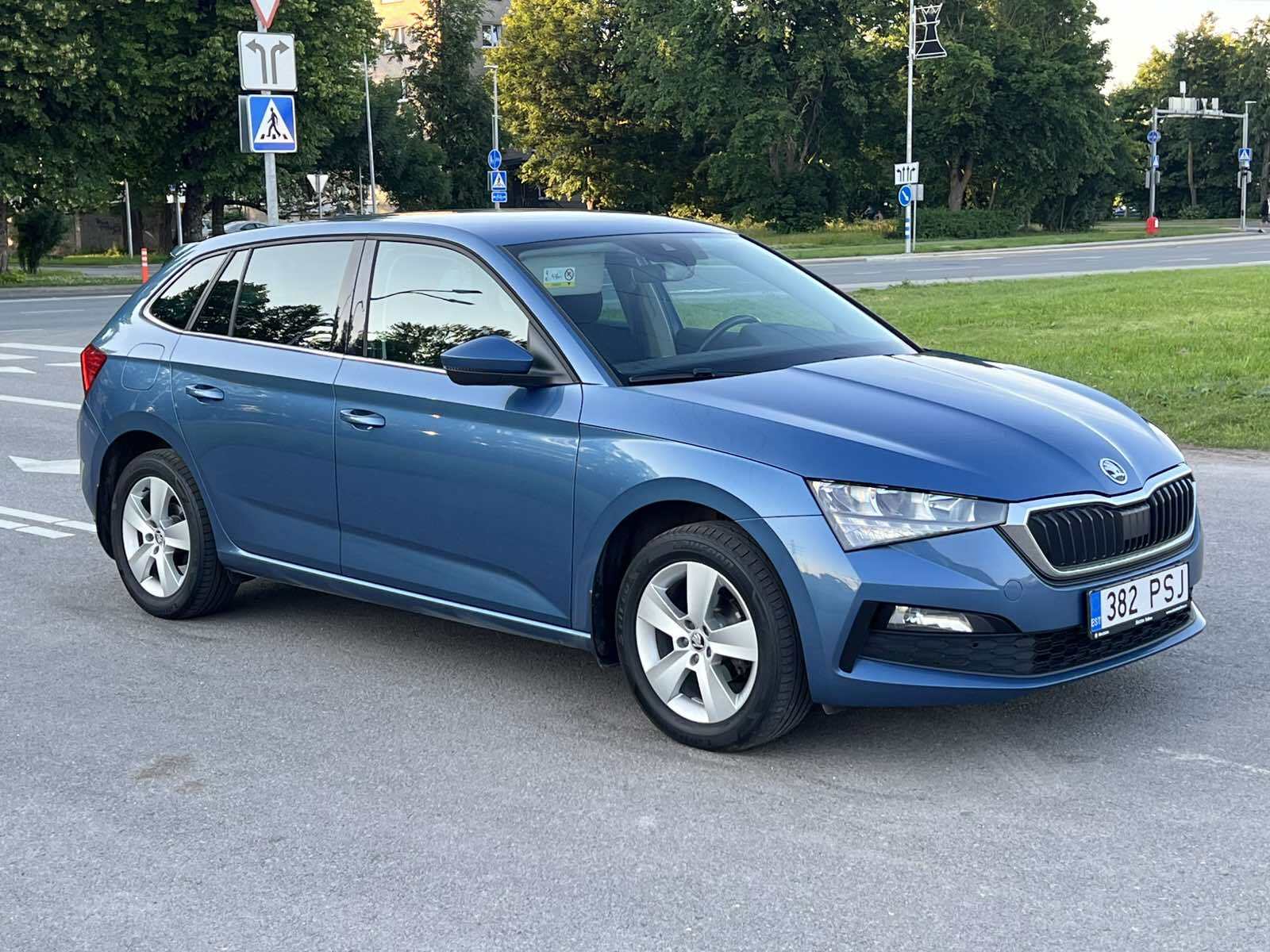 Škoda Scala 2020, photo 2/10