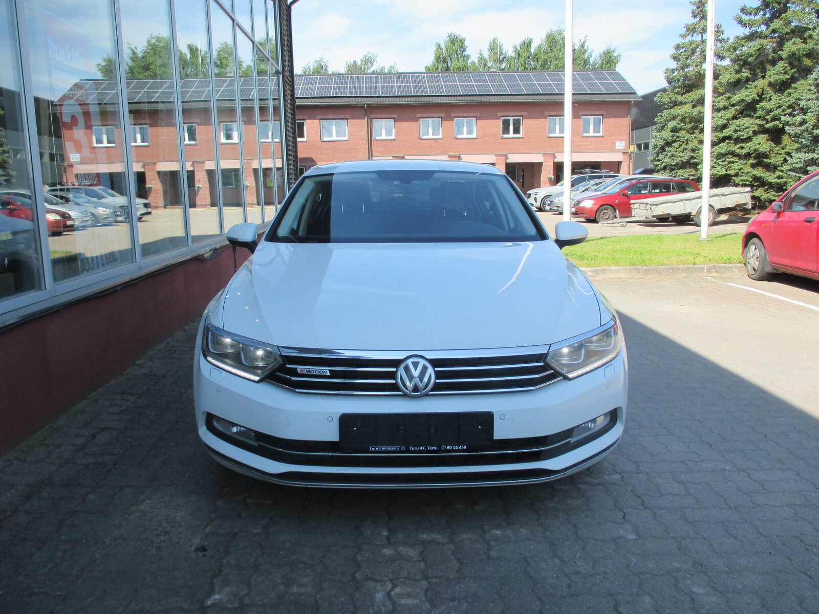 Volkswagen Passat 2016, kuva 2/10