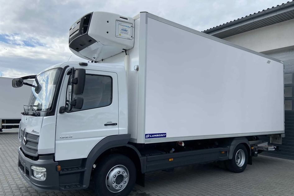 Mercedes-Benz Atego, 2017, 7.7, diesel, automatic, rear-wheel drive