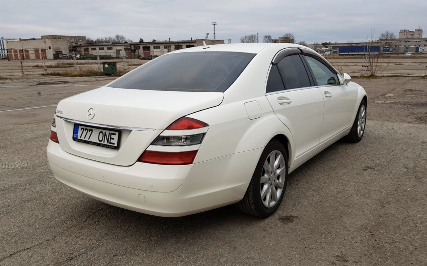 Mercedes-Benz S 350 2006, kuva 2/10