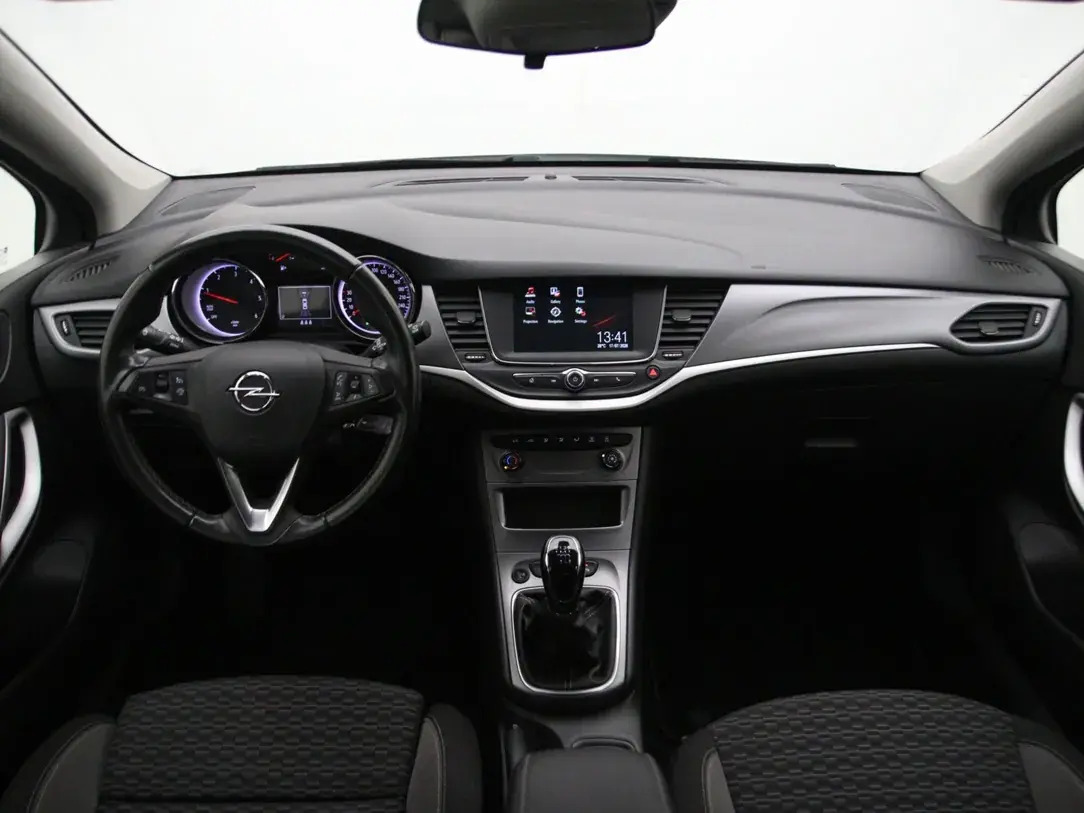 Opel Astra 2021, kuva 2/31