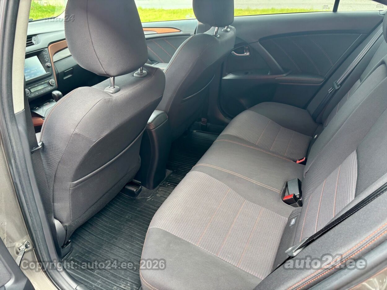 Toyota Avensis 2018, photo 5/5