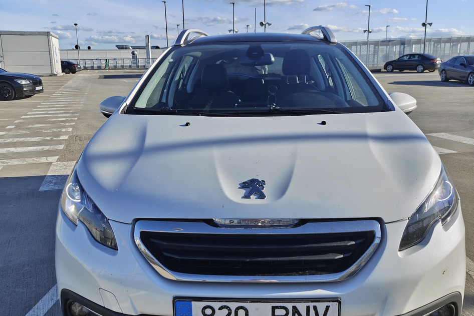 Peugeot 2008, 2015, 1.6, 68 kW, дизель, автомат, передний привод