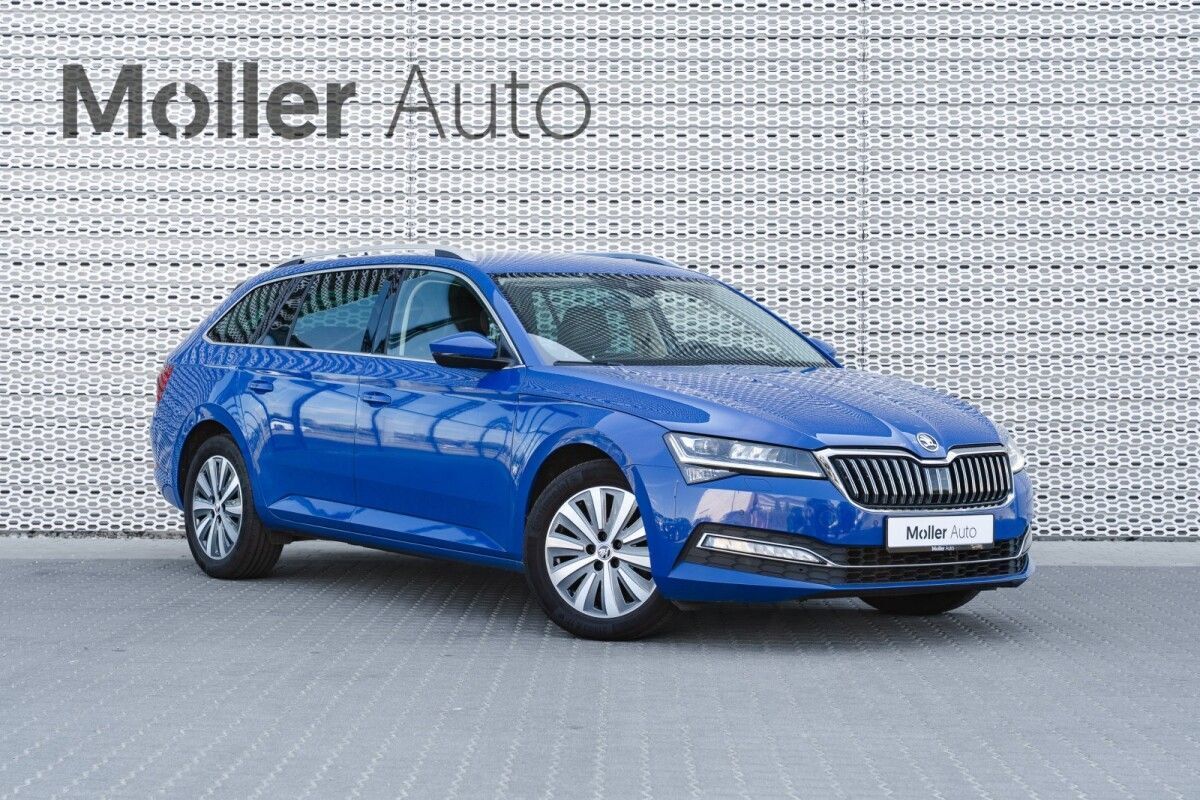 Škoda Superb 2021, photo 2/23