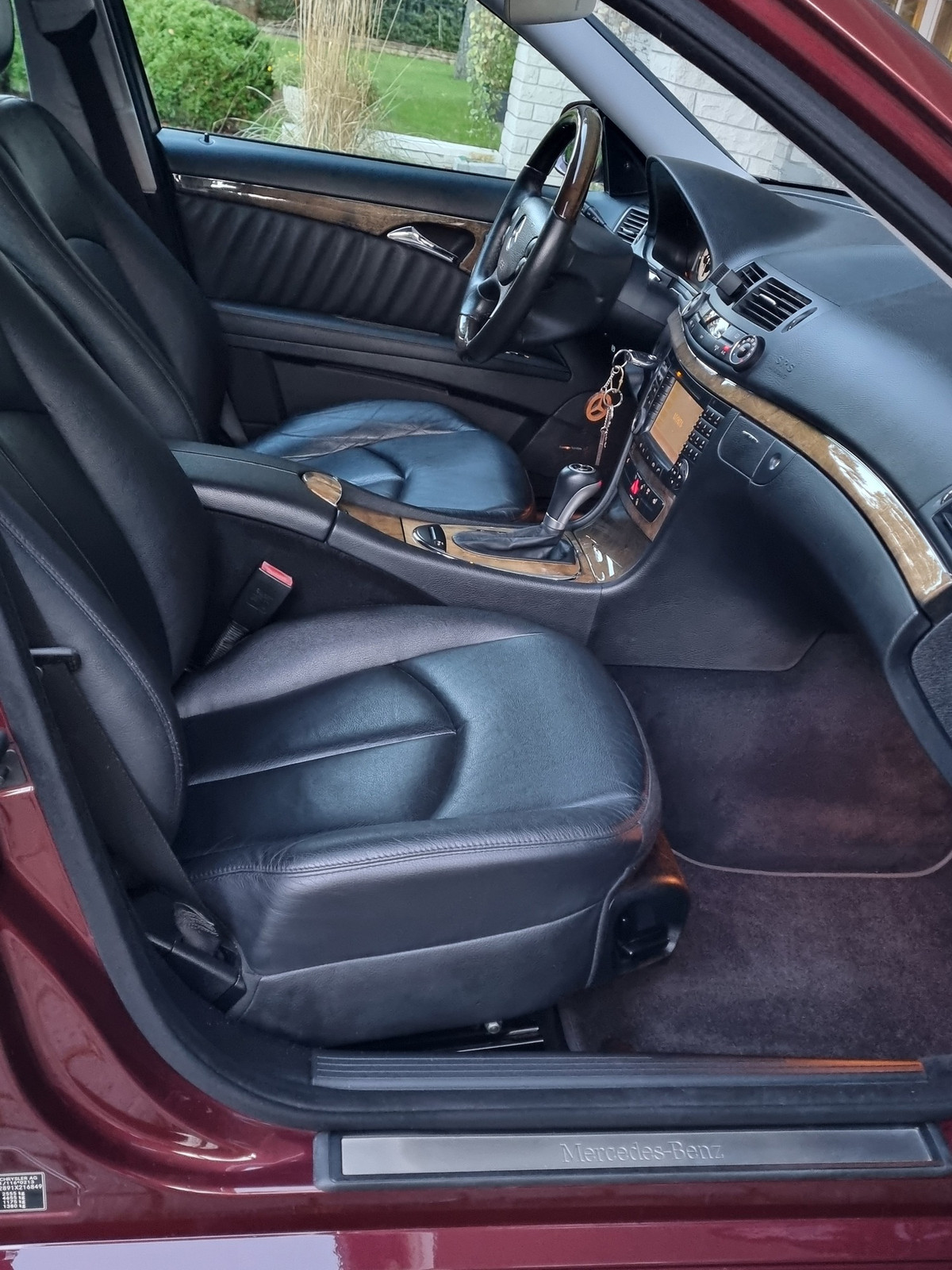 Mercedes-Benz E 320 2006, photo 5/10