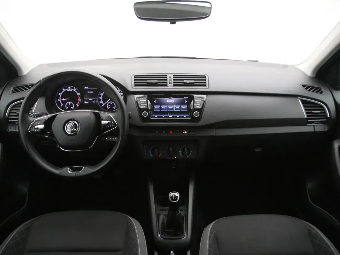 Škoda Fabia 2022, photo 2/29
