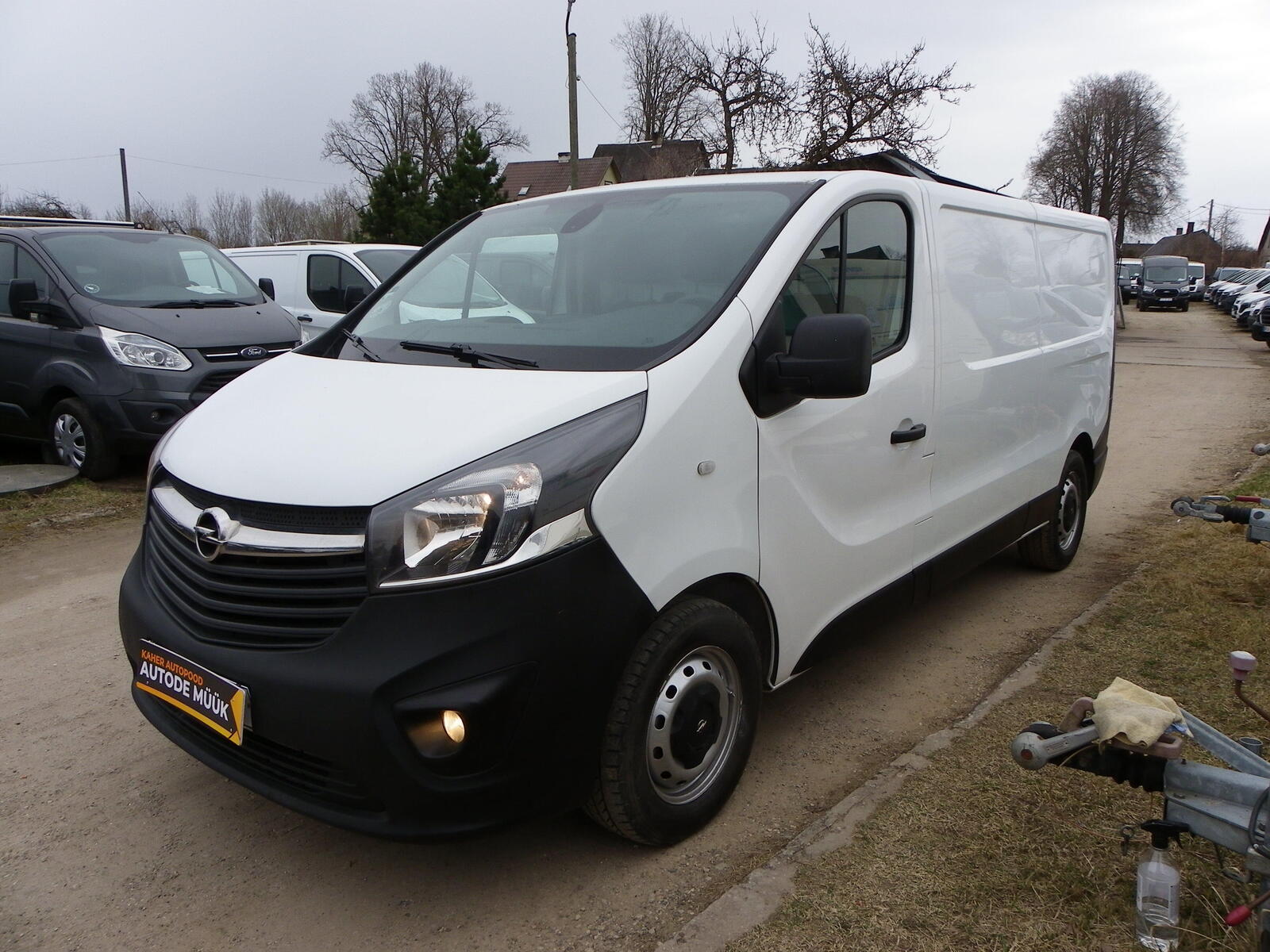 Opel Vivaro LONG 2019, kuva 3/16