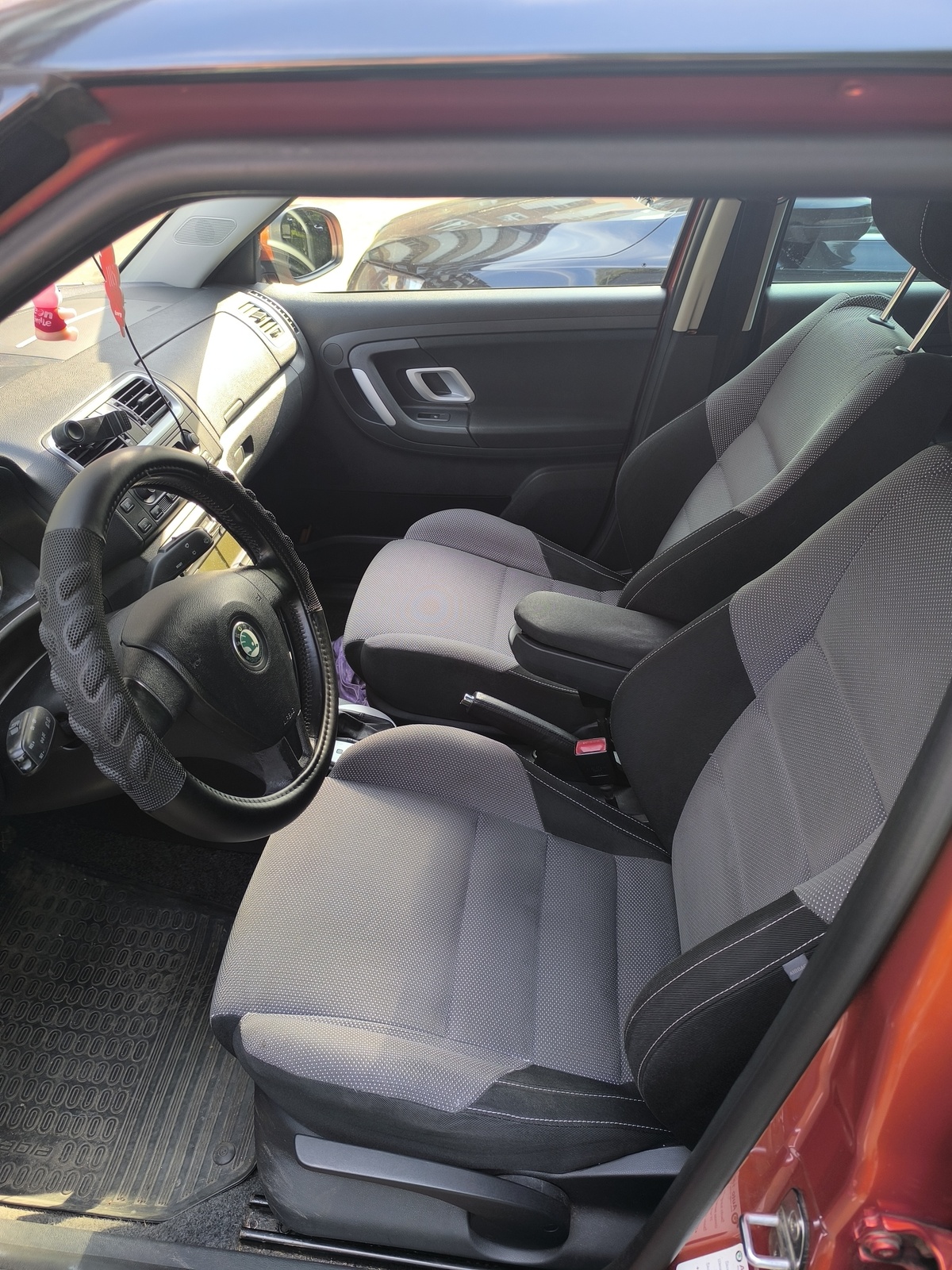 Škoda Fabia 2007, photo 7/8