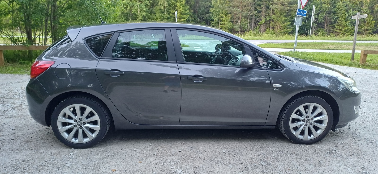 Opel Astra 2012, kuva 5/10