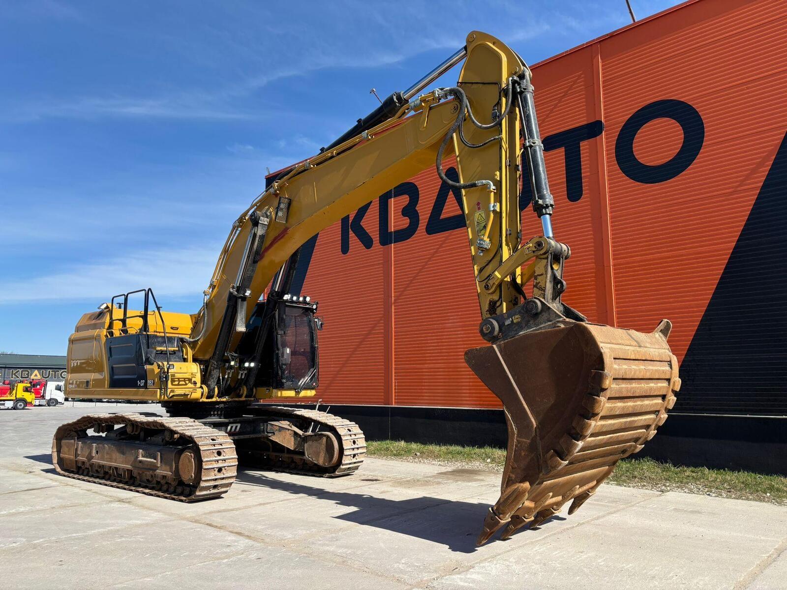 Caterpillar 352, photo 4/26