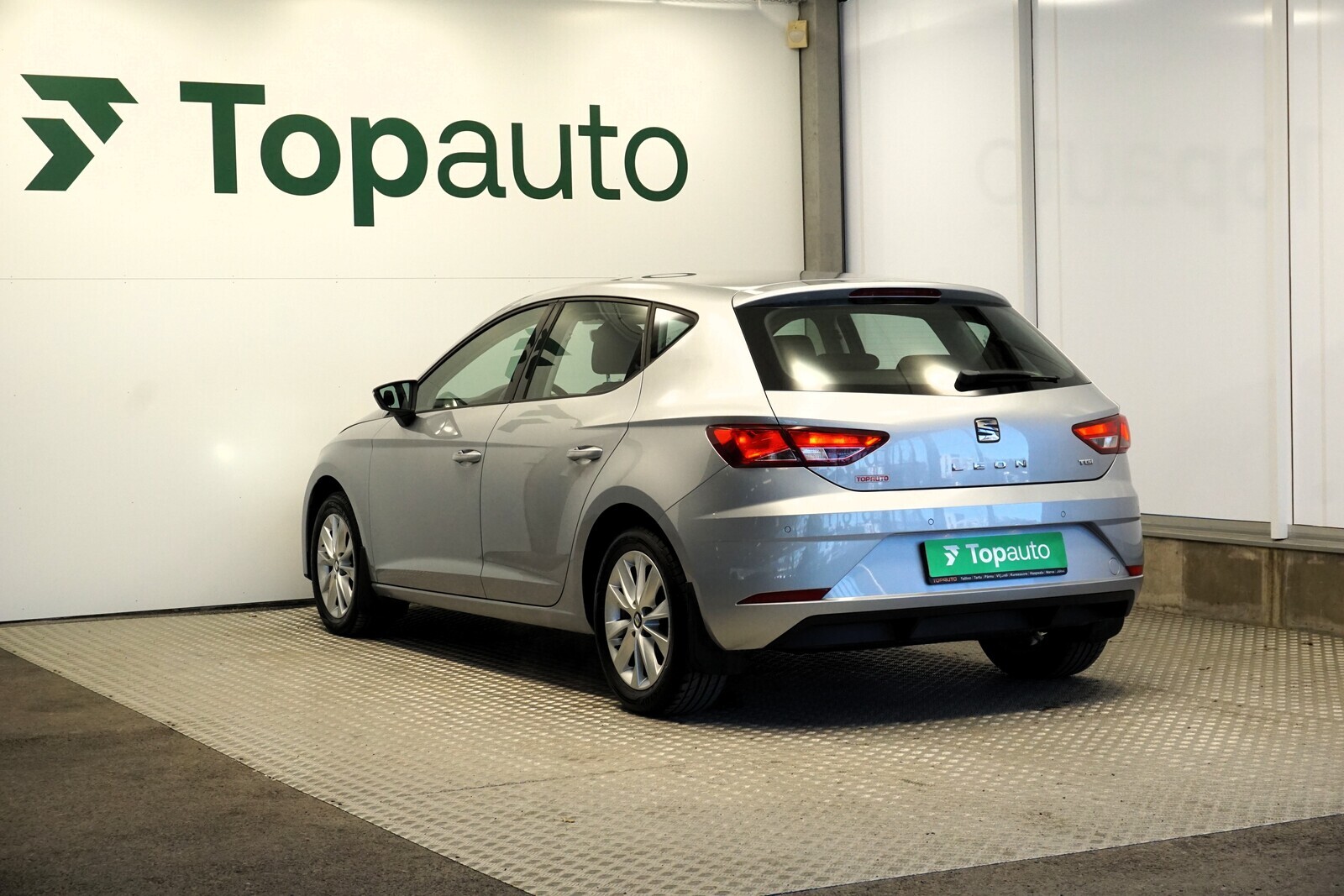 SEAT Leon 2020, kuva 2/8
