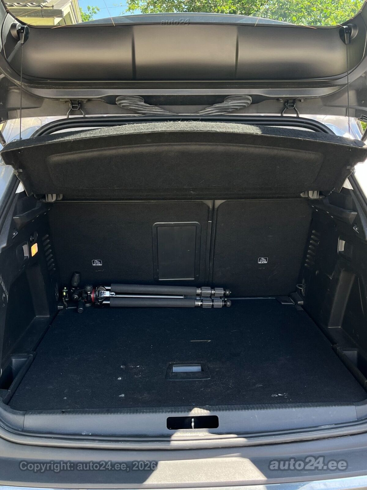 Peugeot 3008 2020, kuva 8/8