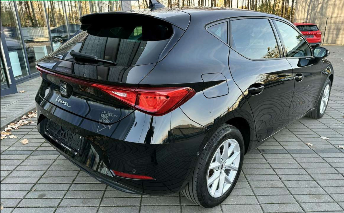 SEAT Leon 2021, kuva 3/5