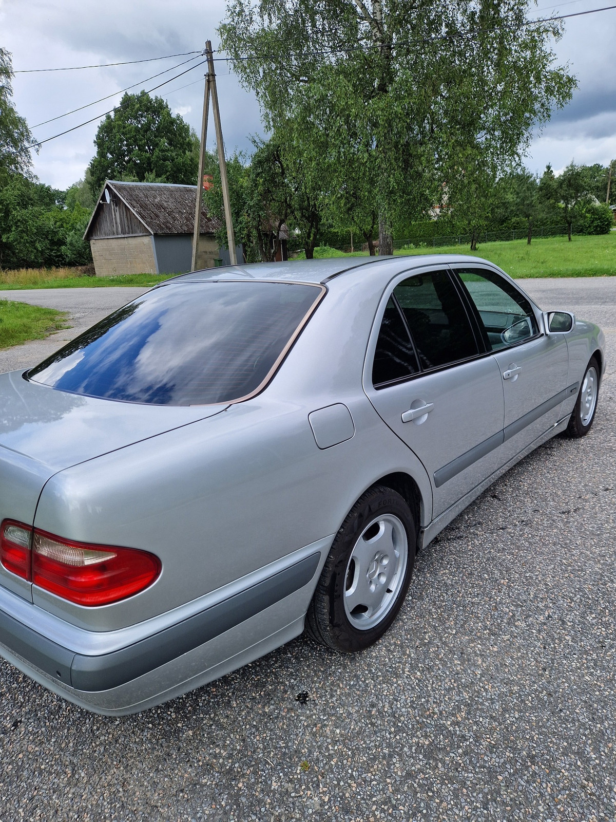 Mercedes-Benz E 240 2001, photo 6/19