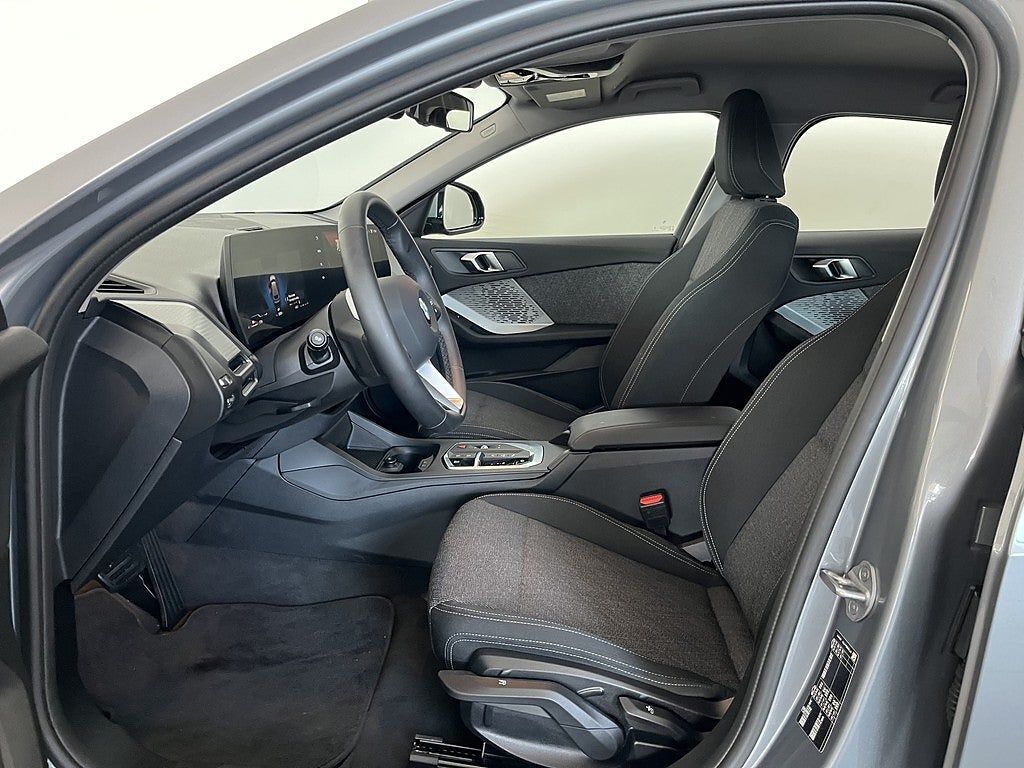 BMW 120 2025, kuva 5/18