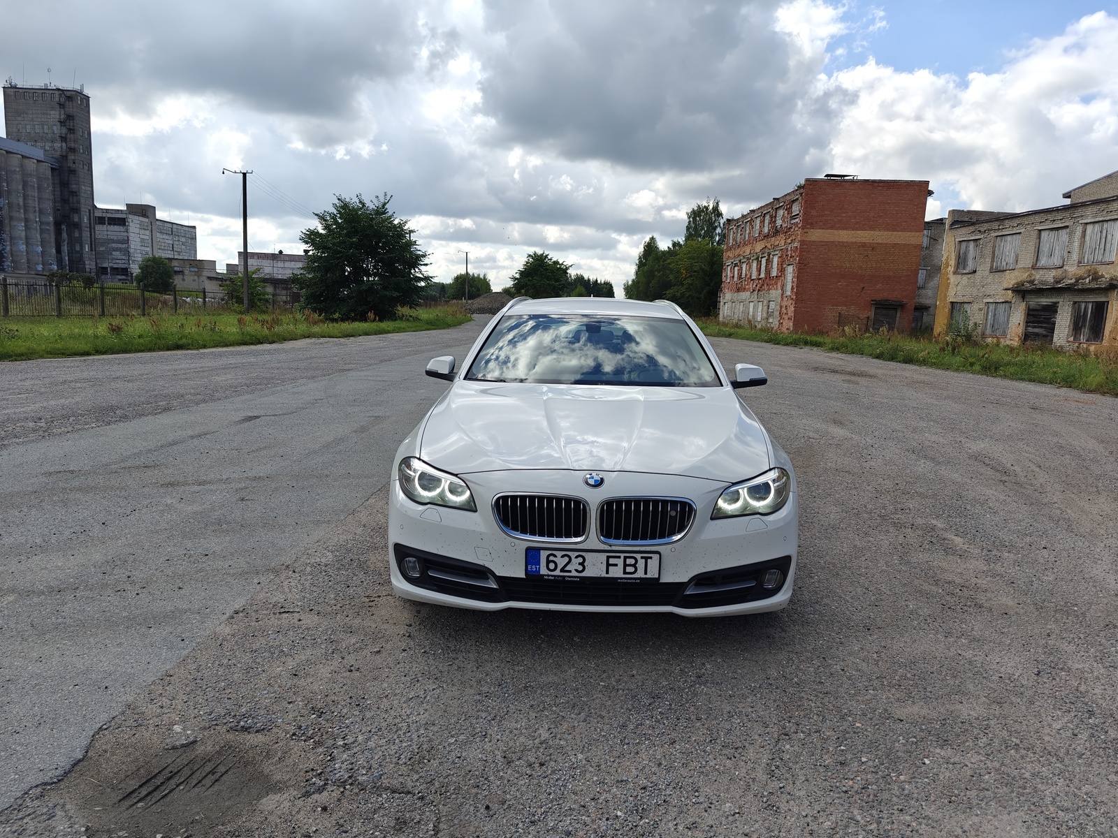 BMW 530 2017, kuva 3/15