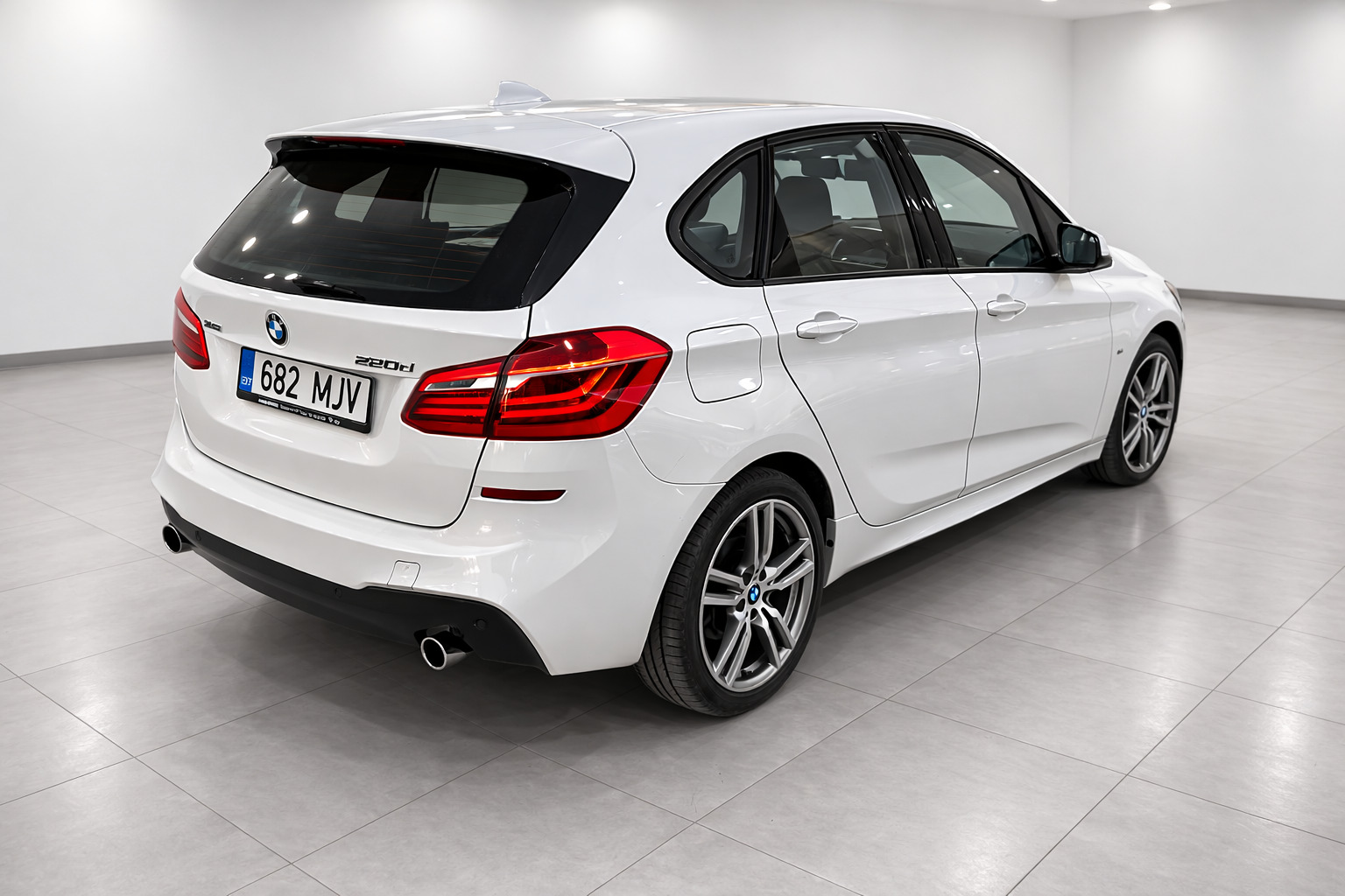 BMW 220 2015, photo 7/10