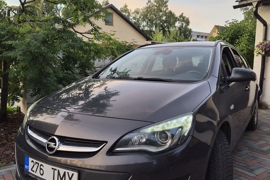 Opel Astra, 2014, 1.6, 81 kW, diesel, manual, front-wheel drive
