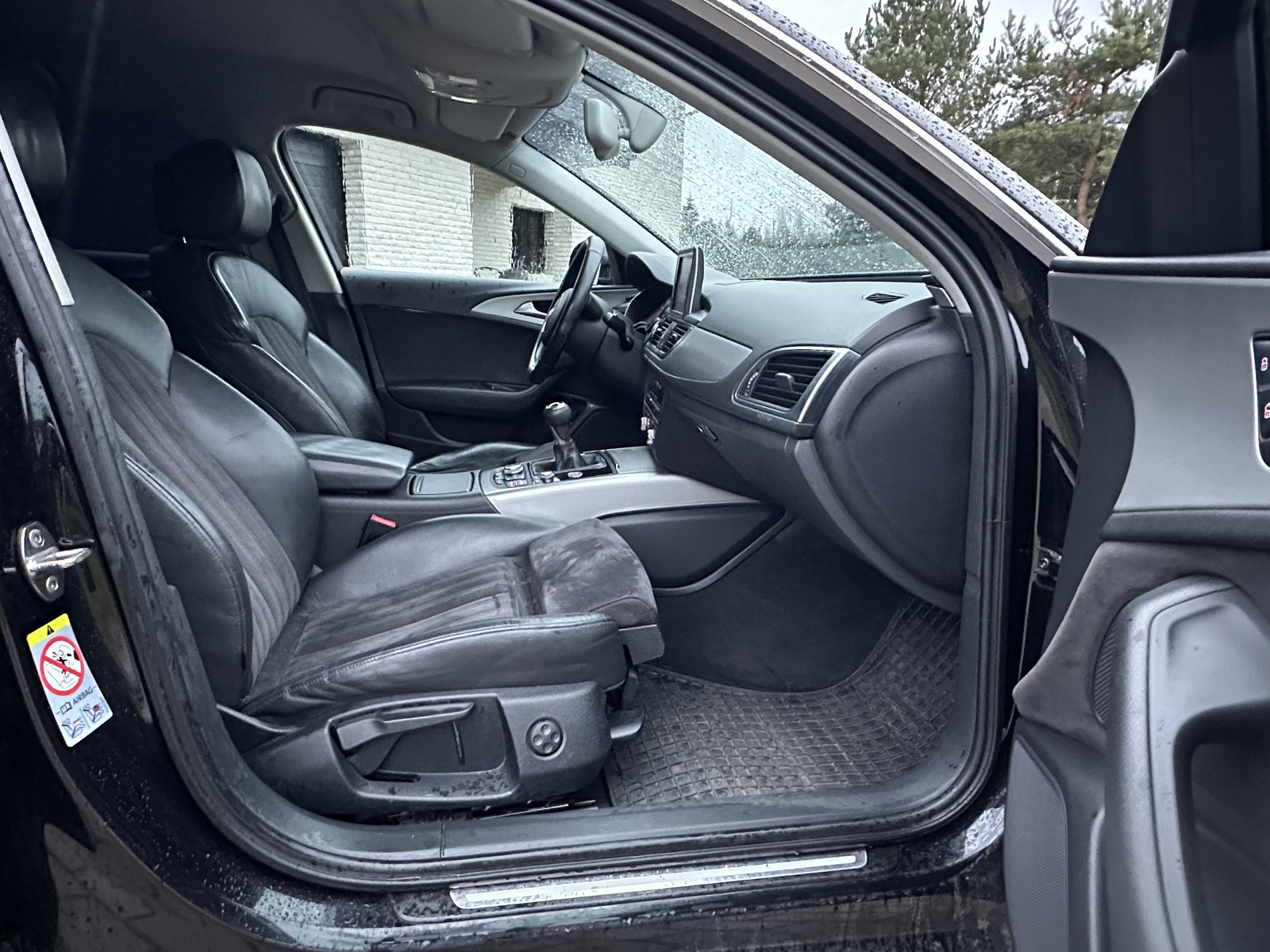 Audi A6 2013, photo 6/15