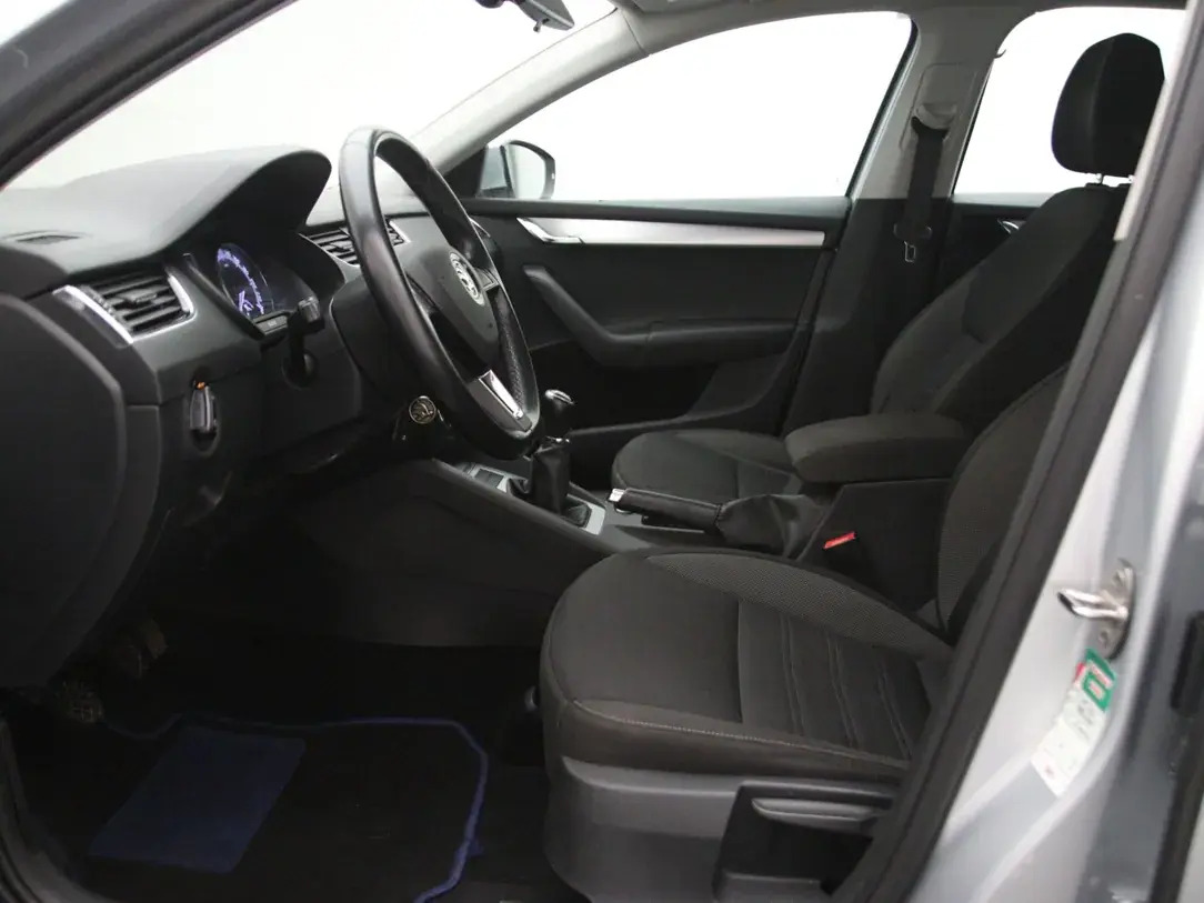 Škoda Octavia 2018, photo 4/31