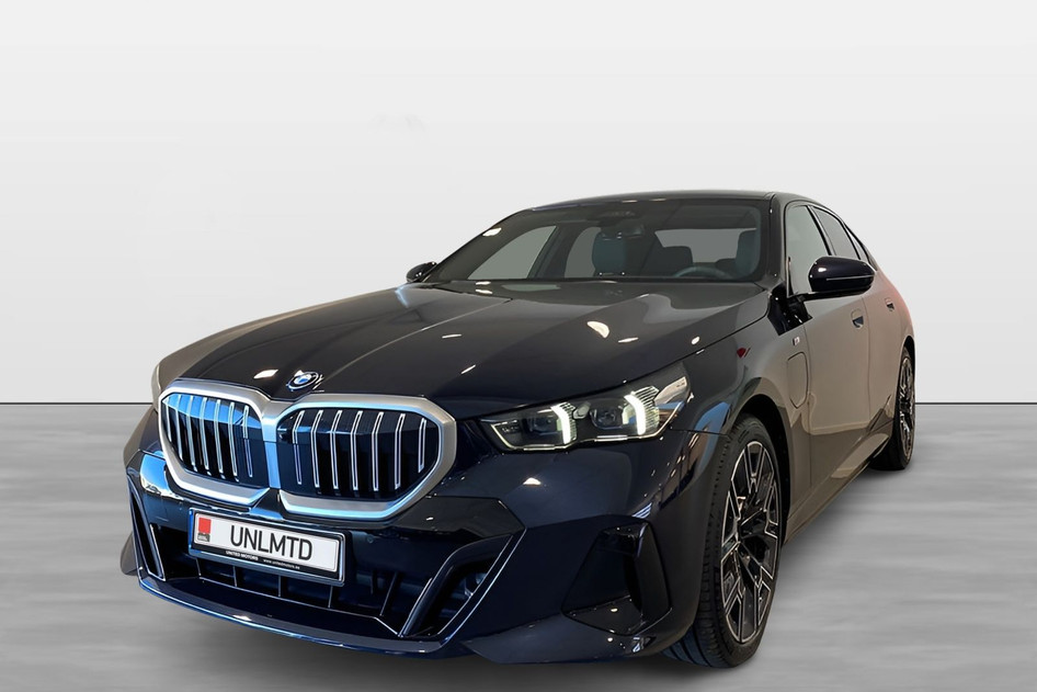 BMW 530, 2025, 2.0, гибрид (бензин/электричество), автомат, полный привод