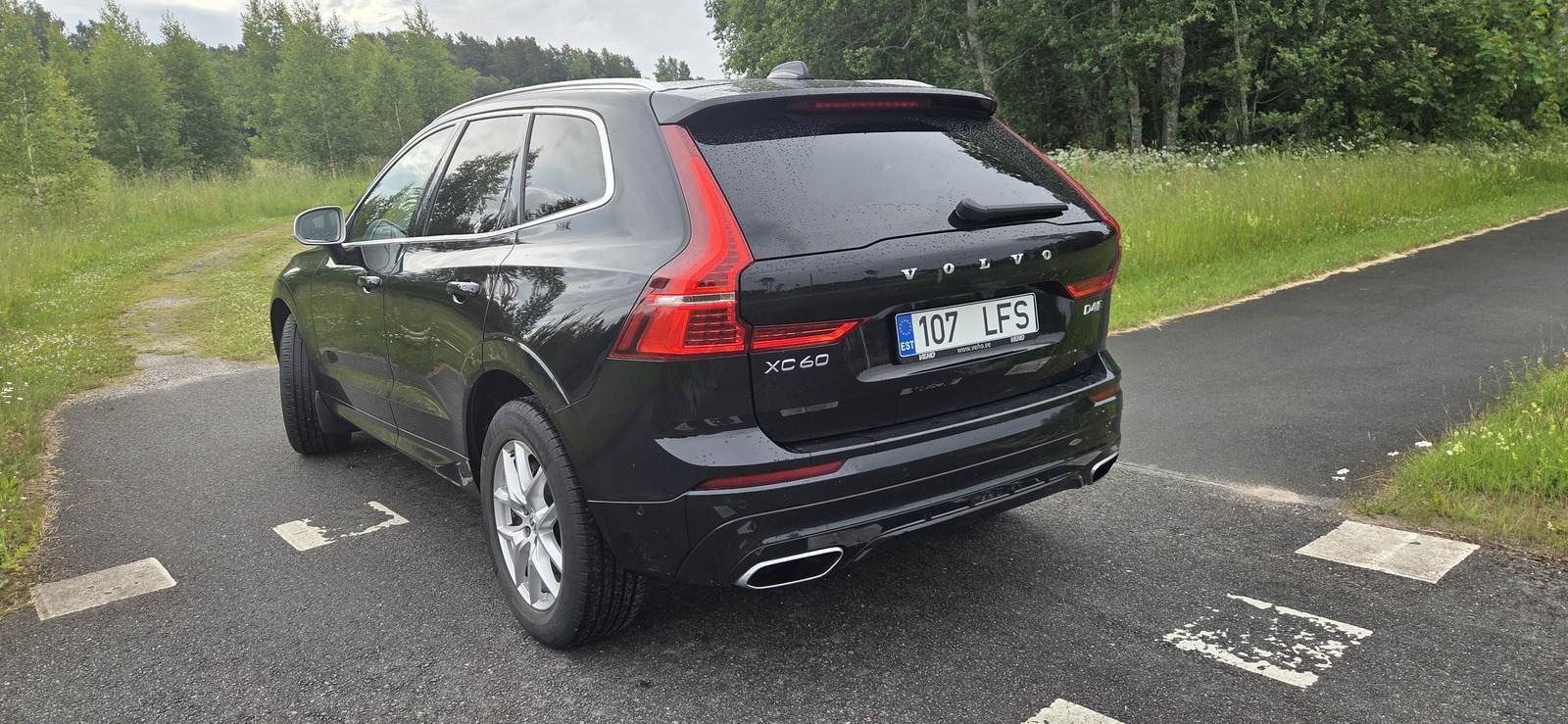 Volvo XC60 2018, photo 3/16