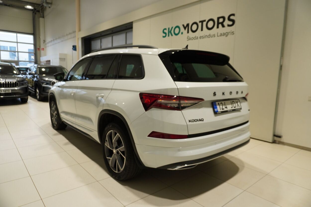 Škoda Kodiaq 2021, photo 2/27
