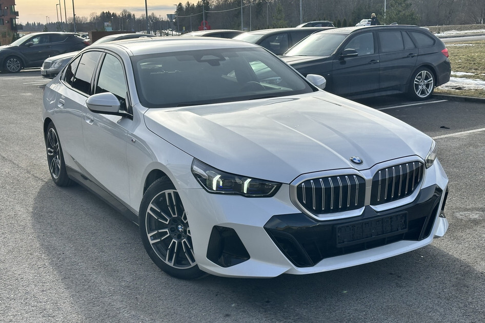 BMW 520, 2024, 145 kW, diesel, automatic, rear-wheel drive