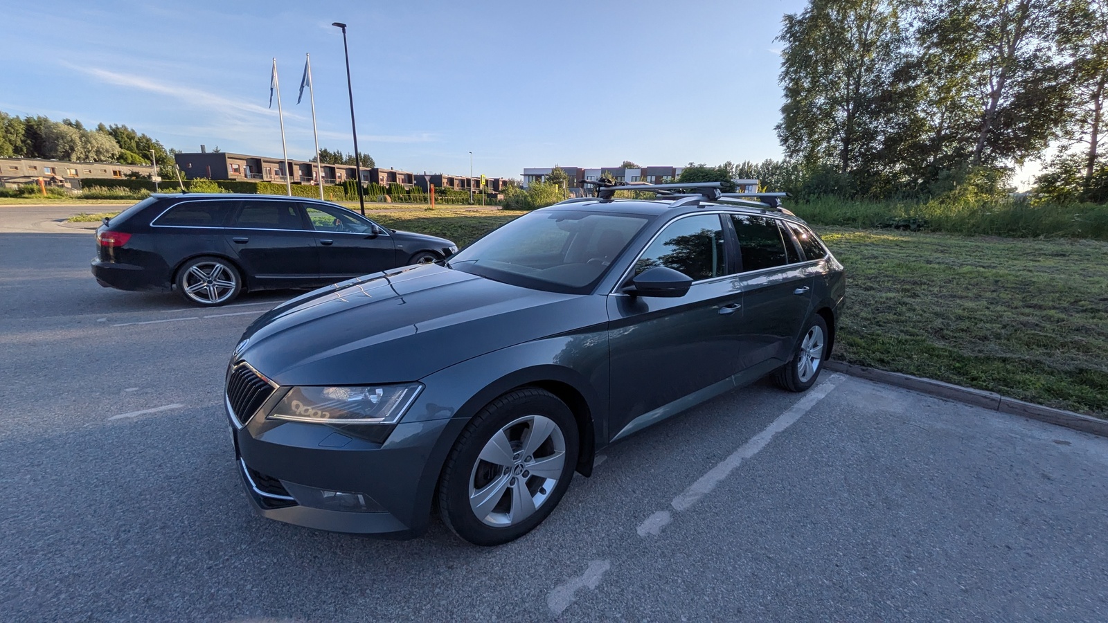 Škoda Superb 2017, photo 6/15