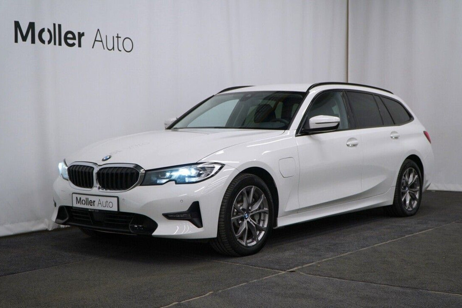 BMW 330, 2020, 2.0, 135 kW, pistikhübriid (bensiin/elekter), automaat, nelikvedu