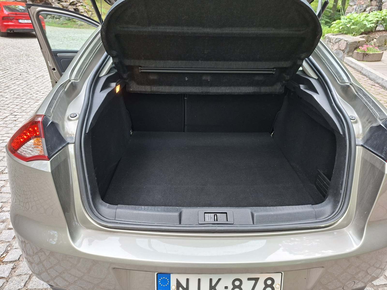 Renault Laguna 2011, kuva 7/7