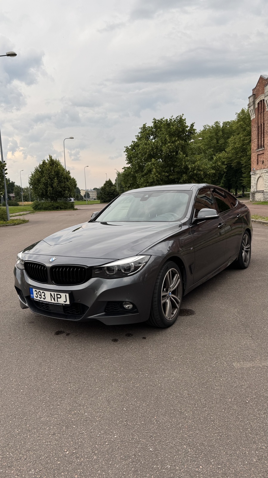 BMW 320 2019, photo 3/10