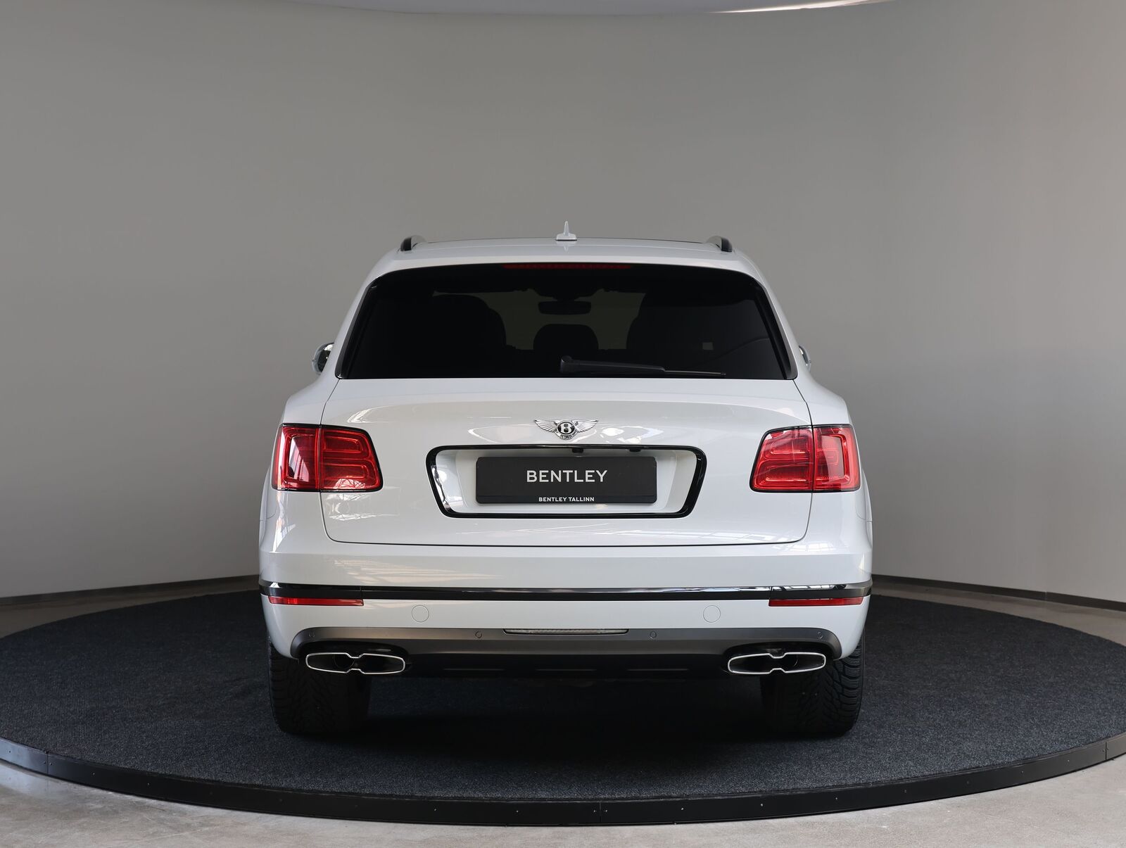 Bentley Bentayga 2019, photo 4/23