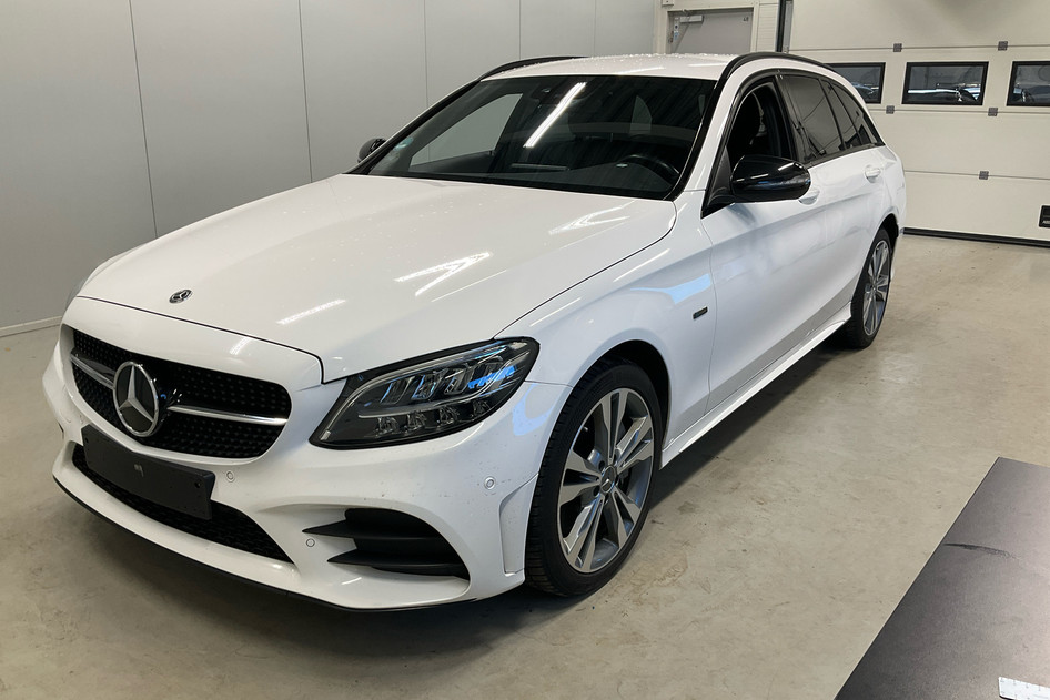 Mercedes-Benz C 300, 2021, 2.0, 225 kW, pistikhübriid (diisel/elekter), automaat, tagavedu