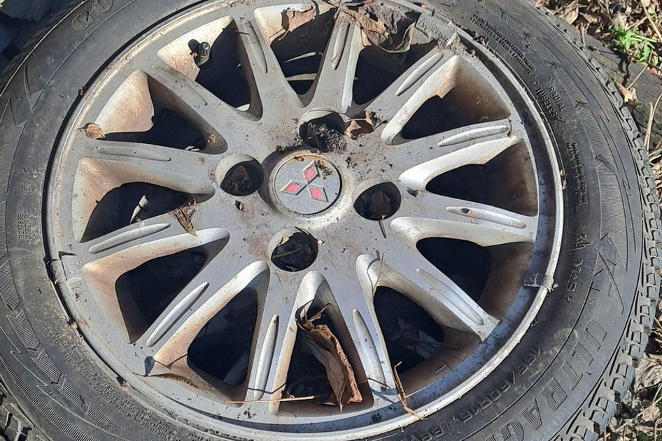 Lietots alloy wheel<br>Mitsubishi  ET46 4 x 114.3 67.1