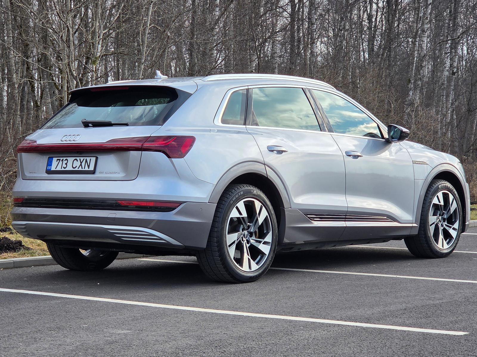 Audi e-tron 2021, photo 5/10