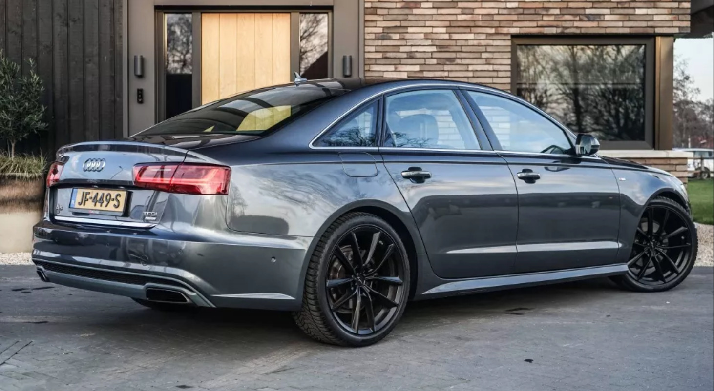 Audi A6 2016, photo 3/13
