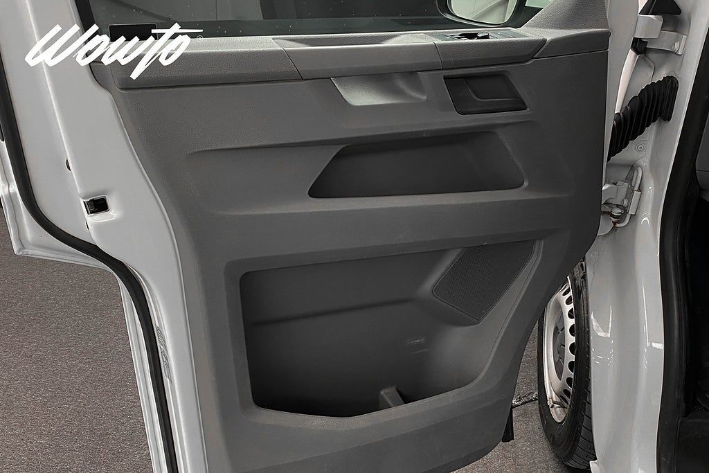 Volkswagen Transporter 2021, kuva 7/29