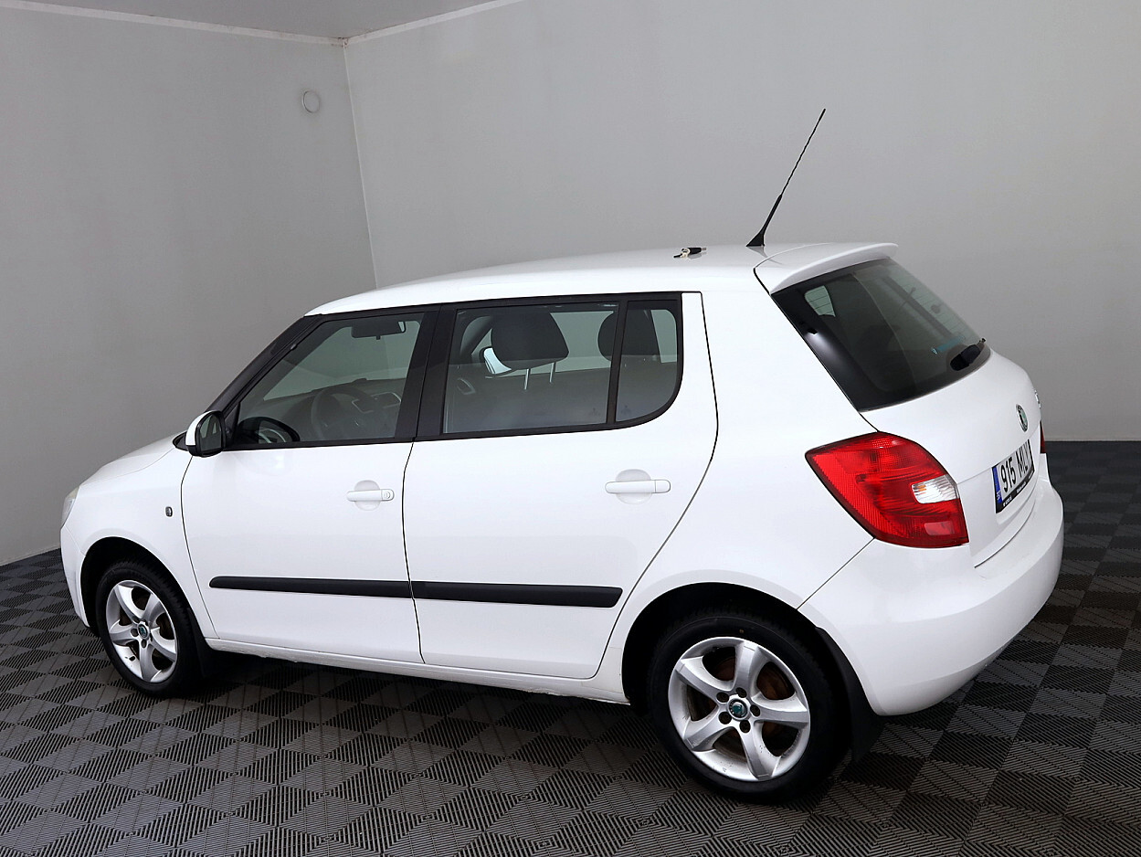 Škoda Fabia 2009, photo 4/7