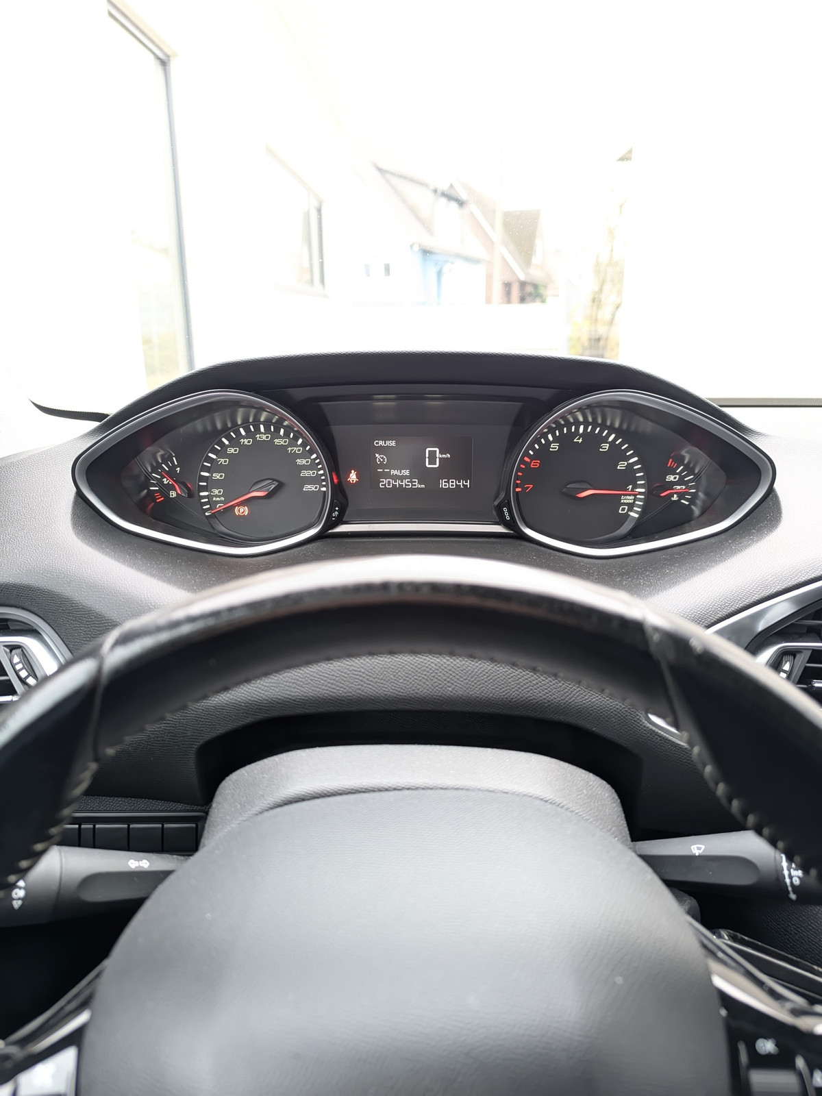 Peugeot 308 2016, photo 7/10