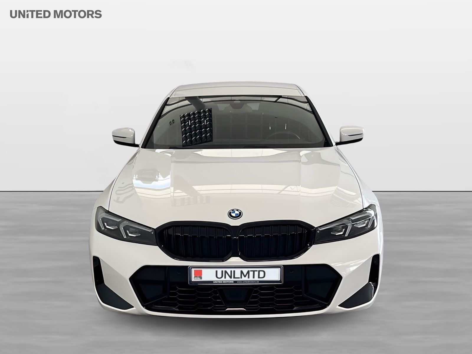BMW 330 2024, kuva 2/10