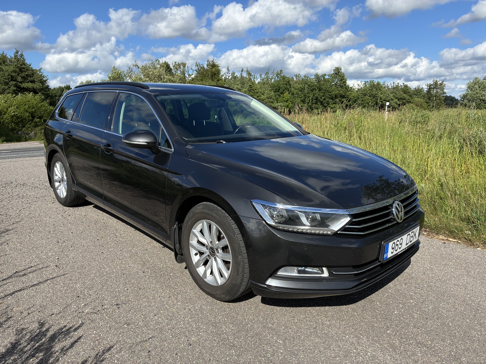 Volkswagen Passat 2019, photo 2/15