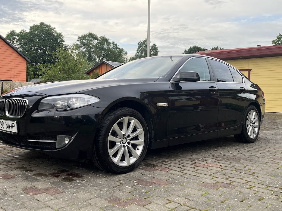 BMW 520 2012, photo 6/23