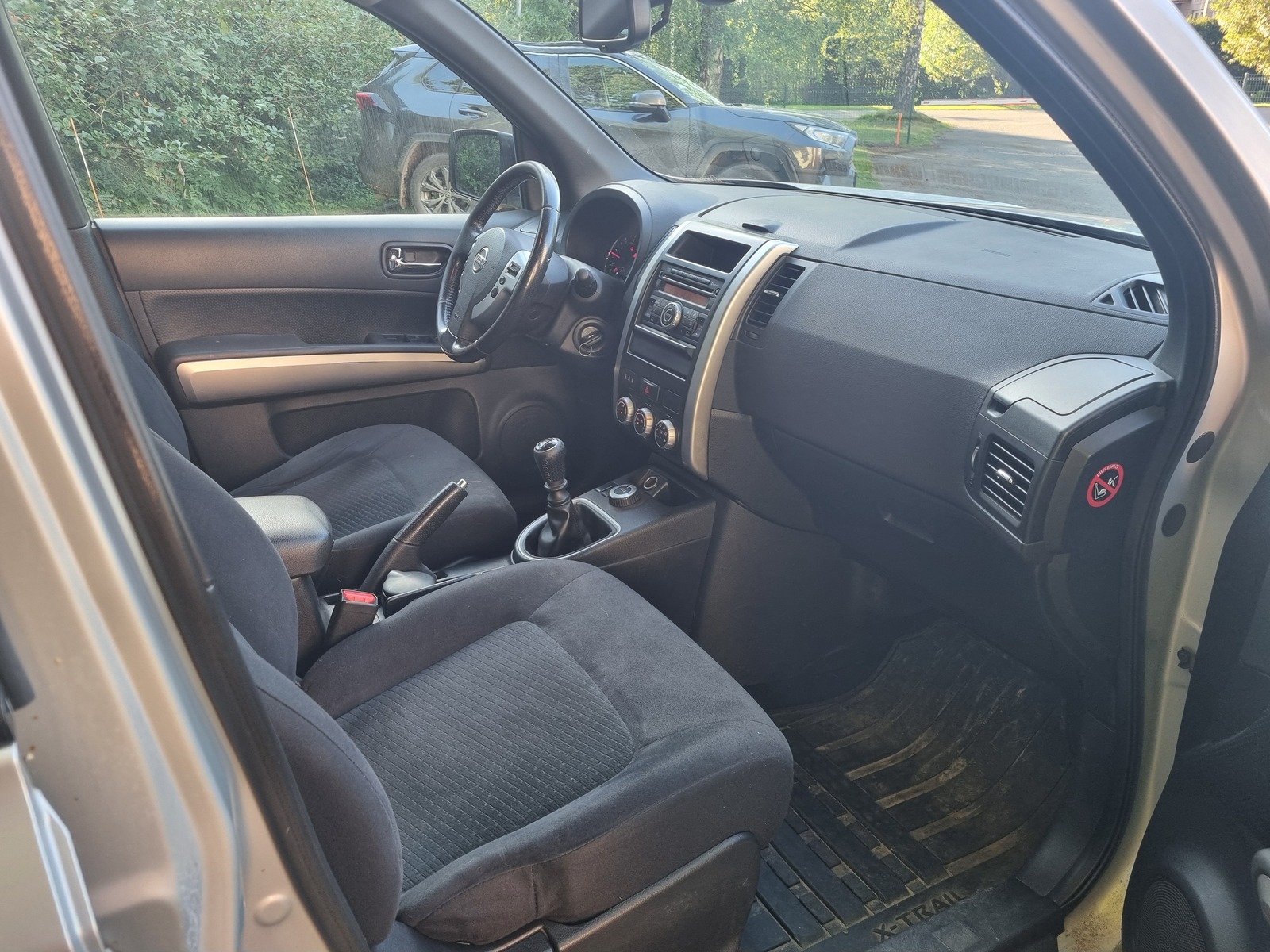 Nissan X-Trail 2011, photo 7/10