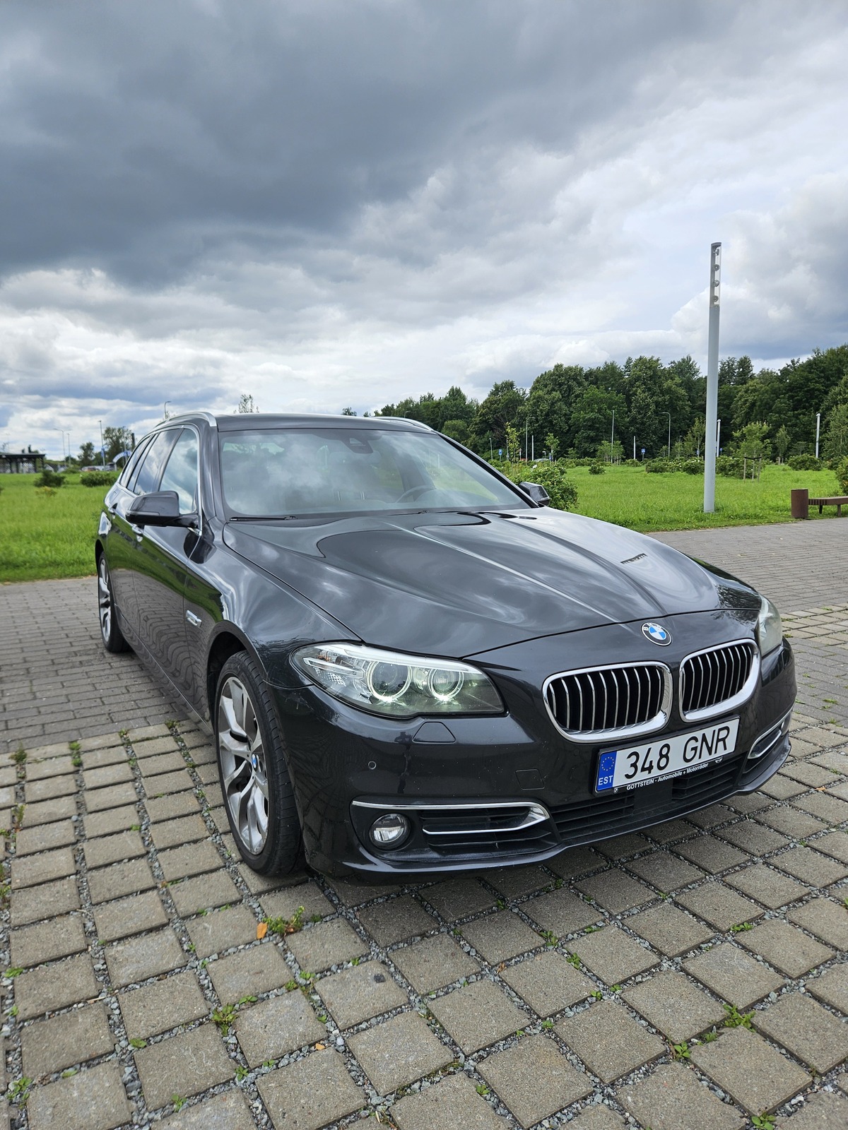 BMW 530